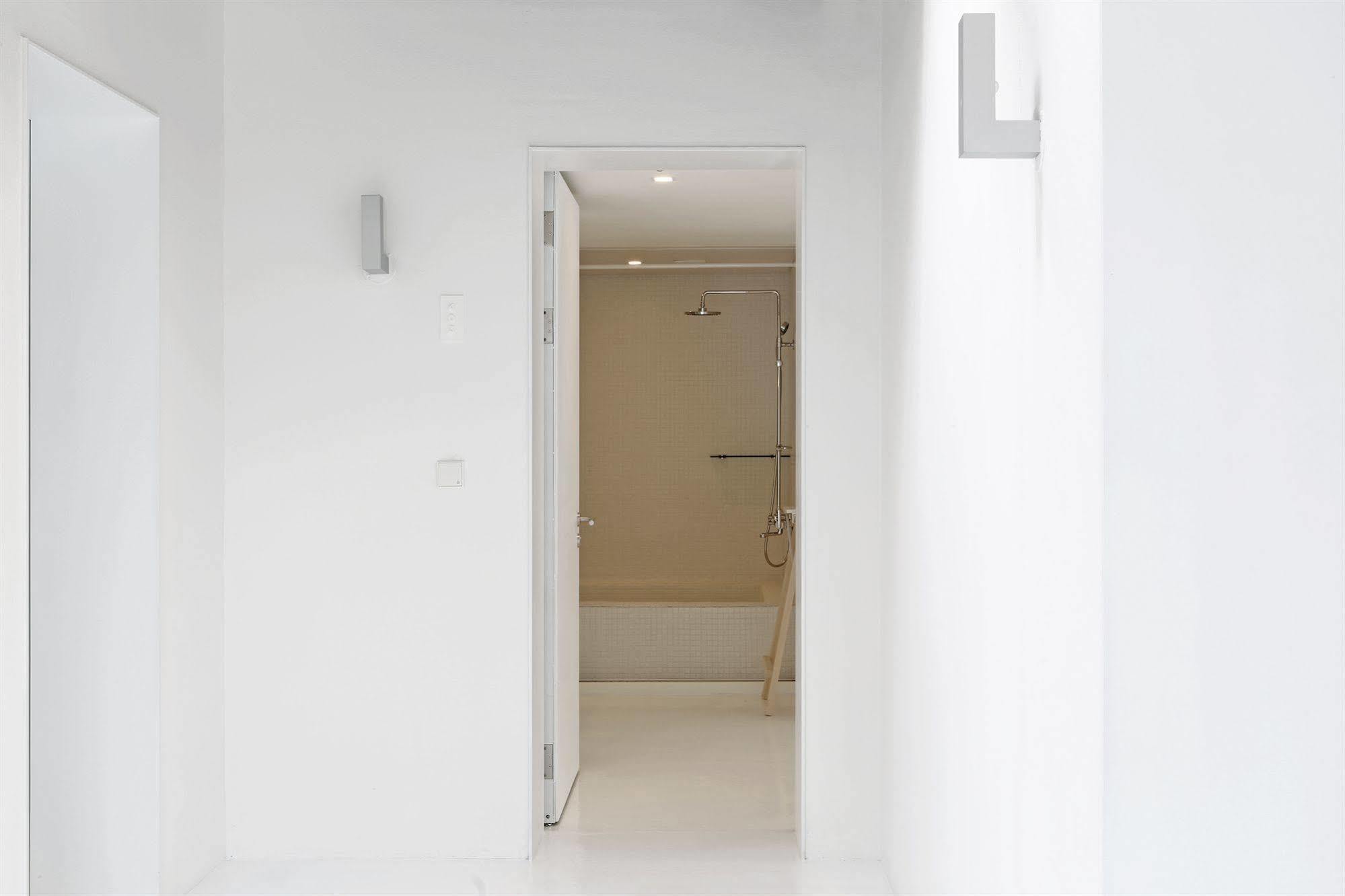 Small House Big Door Seoul Luaran gambar